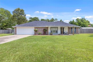1286 Siouxan Dr, Lake Charles, LA 70611