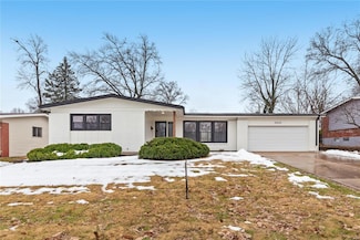 3510 Santiago Dr, Florissant, MO 63033