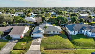 974 SE Brookedge Ave, Port Saint Lucie, FL 34983