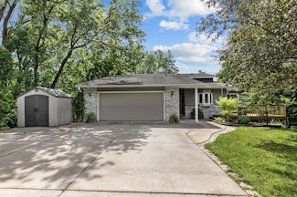 1610 Ranier Cir, Plymouth, MN 55447