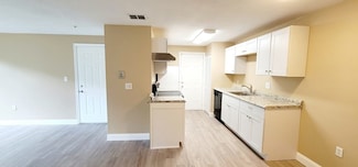 2 Squire Ct Unit 3, Natick, MA 01760