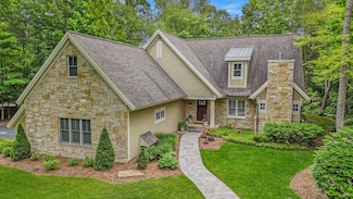 593 Old MacAtawa Ct, Holland, MI 49423
