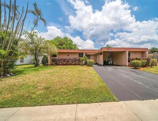 7808 NW 74th Ave, Tamarac, FL 33321