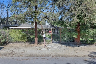 747 E Indianapolis Ave, Fresno, CA 93704