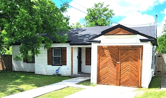 2613 Easter Ave, Dallas, TX 75216