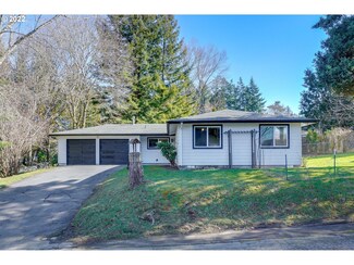 7830 SW Hemlock St, Portland, OR 97223