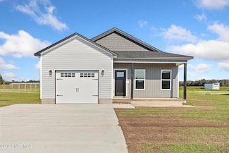 3646 N Carolina 41, Trenton, NC 28585