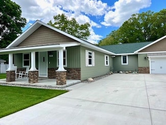 2985 Middle Lake Rd, Twin Lake, MI 49457