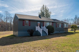 308 Nannie Burton Rd, Louisa, VA 23093