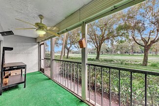 5860 NW 44th St Unit 111, Lauderhill, FL 33319