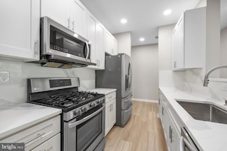 11345 Aristotle Dr Unit 6-311, Fairfax, VA 22030
