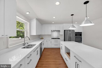 202 Headington Ct, Lutherville Timonium, MD 21093