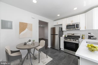 13 S Black Horse Pike Unit 2A, Mount Ephraim, NJ 08059