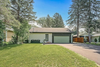 1508 Boone Ave N, Golden Valley, MN 55427