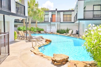 219 Marshall St Unit 202, Houston, TX 77006
