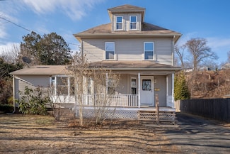 22 Primrose St, West Springfield, MA 01089