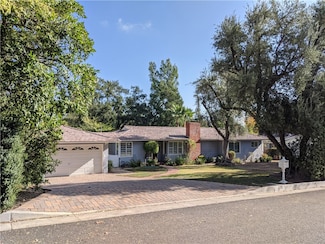 4720 Orange Knoll Ave, La Canada Flintridge, CA 91011