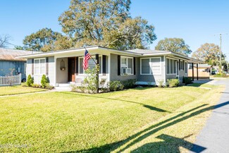200 Delhomme Ave, Scott, LA 70583