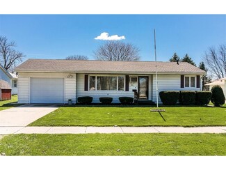 604 3rd Ave, van Horne, IA 52346
