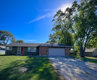 1671 Sheffer Rd, Aurora, IL 60505