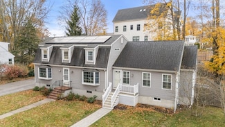 28 Dow Rd, West Roxbury, MA 02132