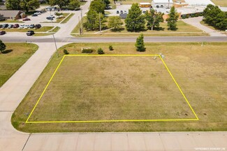 502 Bluestem Dr, Goessel, KS 67053