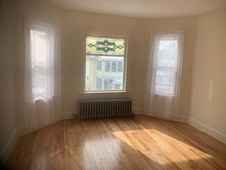 12 Farnum St, Quincy, MA 02169