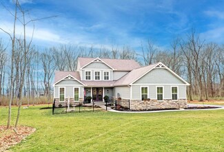 2183 Hamilton Rd, Lebanon, OH 45036