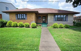 1417 W 14th St, Nitro, WV 25143