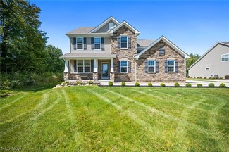 3006 Blue Jaye Ln, Twinsburg, OH 44087