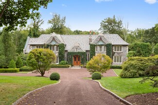 17 Cameron Dr, Greenwich, CT 06831