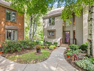 770 Salisbury St Unit 424, Worcester, MA 01609