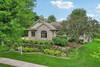 1605 Monticello Ln, Waunakee, WI 53597