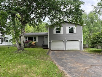 1965 E Kimmel Rd, Jackson, MI 49201