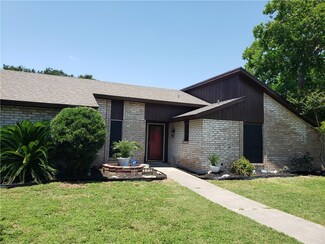128 San Saba Dr, Portland, TX 78374
