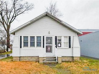 249 Lester Ave, Northwood, OH 43619