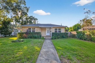 2716 14th St N, Saint Petersburg, FL 33704