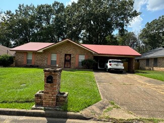 419 Highwood Dr, Jackson, MS 39209