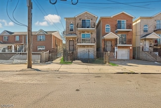 537 S 18th St, Newark, NJ 07103