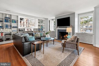 216 Wendover Rd, Baltimore, MD 21218