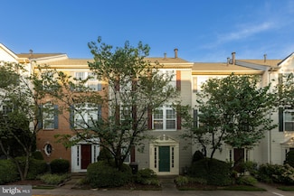 4309 Stevens Battle Ln, Fairfax, VA 22033