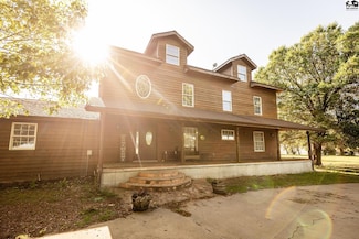 972 Plum Ave, Windom, KS 67491