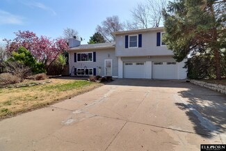 5097 S 159th Cir, Omaha, NE 68135