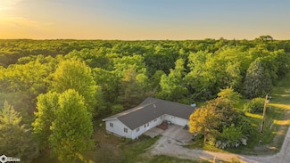 1878 140th Ave, Bloomfield, IA 52537