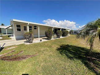 102 Elise Dr, Fort Myers, FL 33908