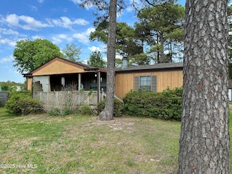 1319 Hibbs Rd, Newport, NC 28570