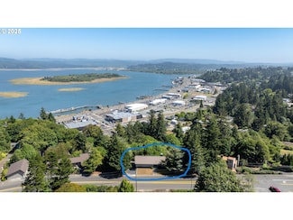 2520 Koos Bay Blvd, Coos Bay, OR 97420