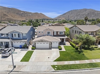 17129 Lacebark St, Fontana, CA 92337