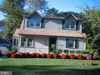 1721 W High St, Haddon Heights, NJ 08035