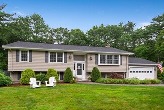 7 Oak Ridge Dr, North Easton, MA 02356